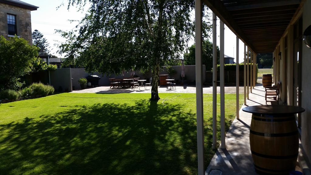 Coonawarra Motor Lodge Penola Exterior photo